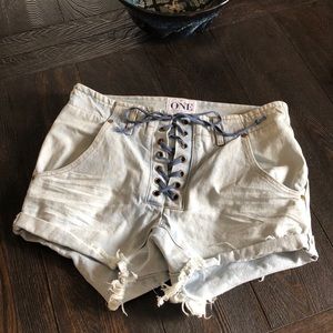 Super freaks One Teaspoon 26 shorts